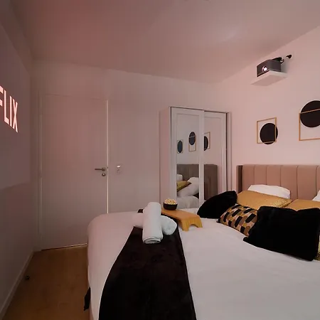 De Luxe A 10 Min De Paris - Sauna, Cinema